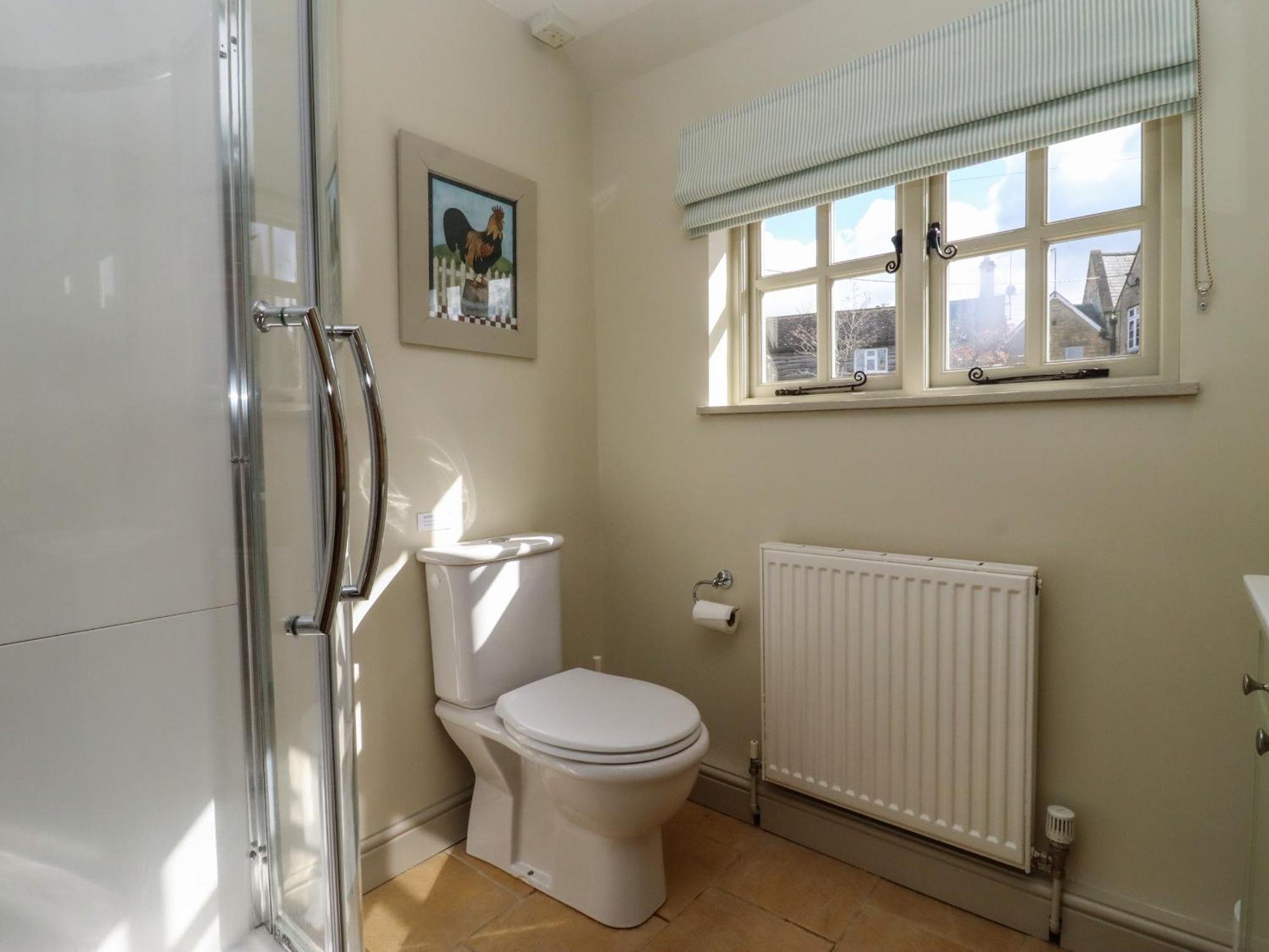 Robins Nest Villa Cheltenham Exterior photo